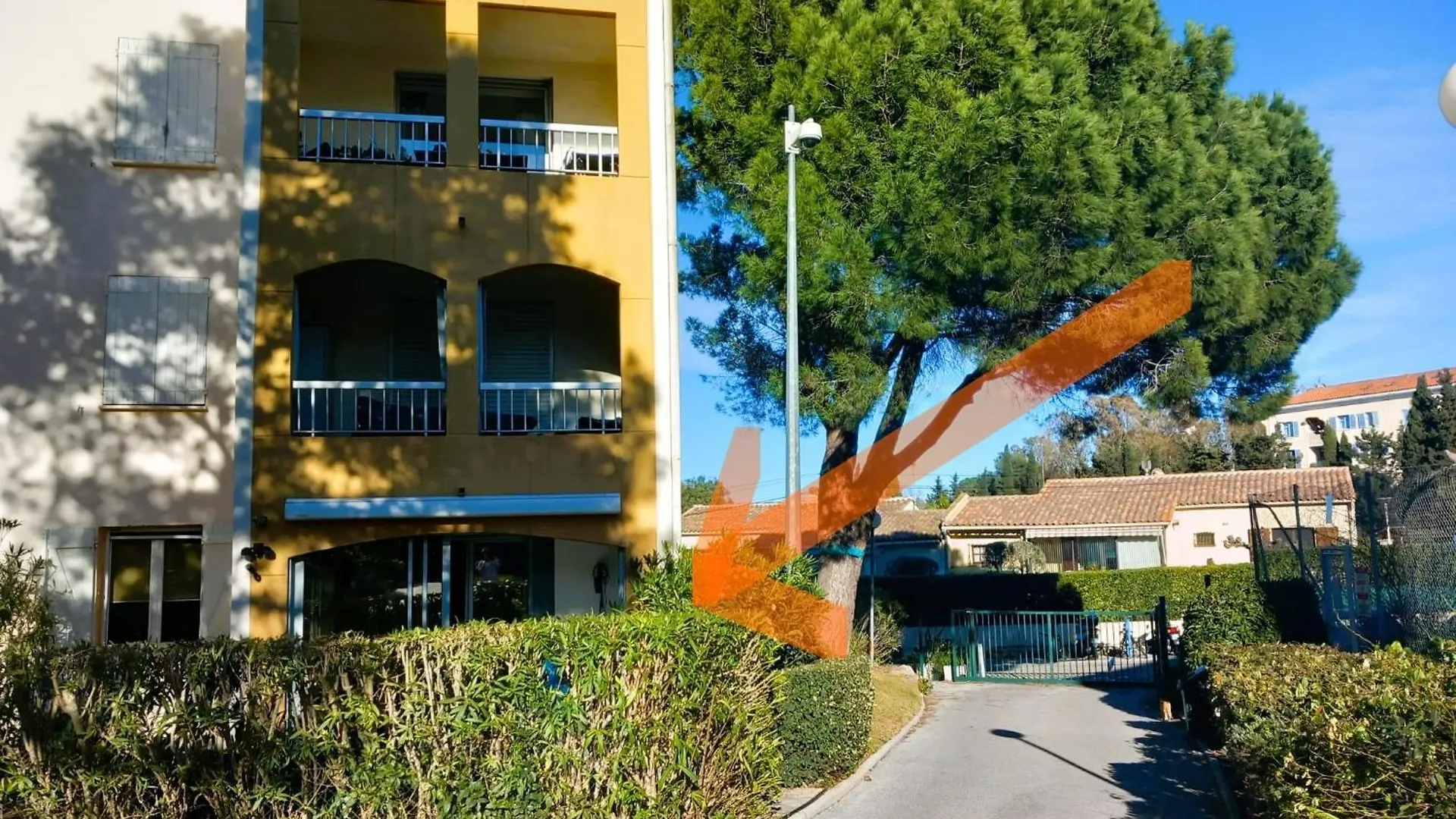 Soleil De Frejus Au Lagonbleu